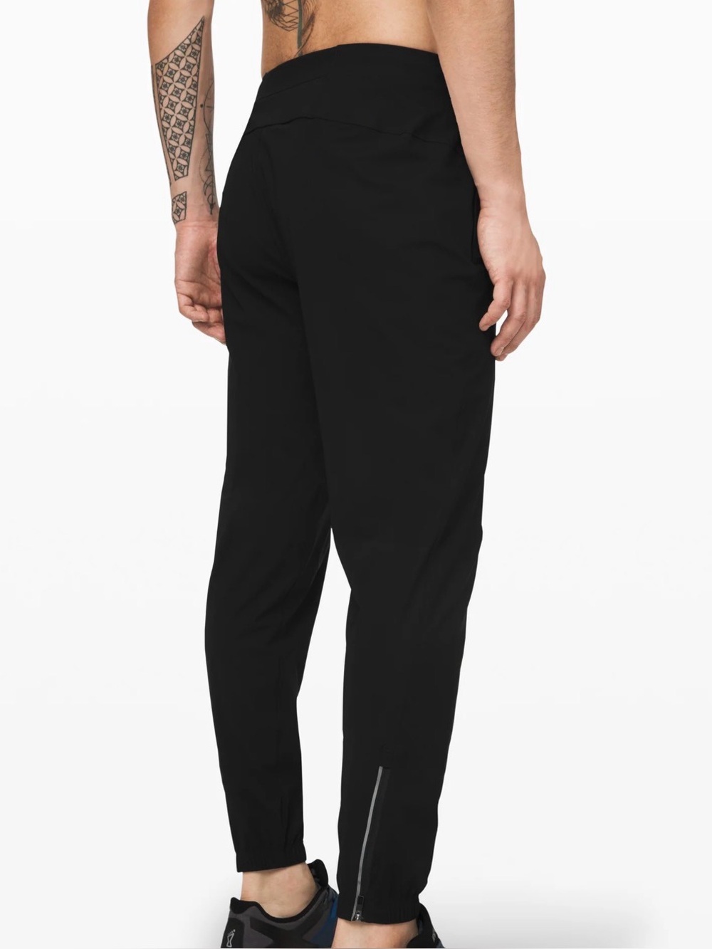 Lululemon Surge Jogger Ankle Zip Pants Sz XL Black Activewear